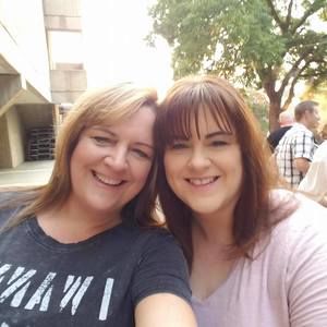 Meet your Posher, Michele